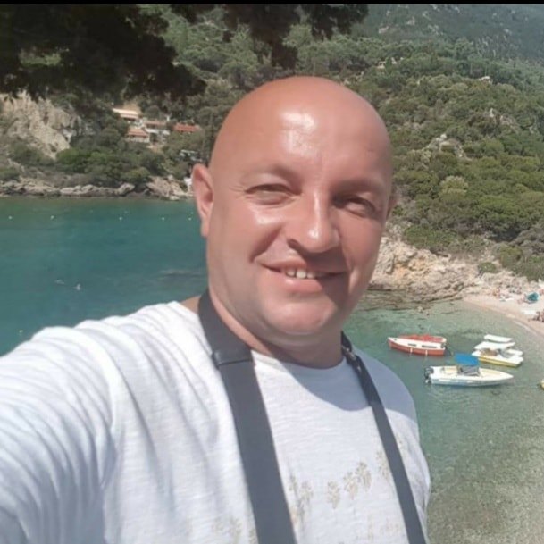 NEUTJEŠNA SESTRA TRAŽI ISTINU! "Zašto je moj brat umro od SEPSE za koju nam nisu ni rekli?" MLAD ČOVJEK "OTIŠAO" za samo četiri dana