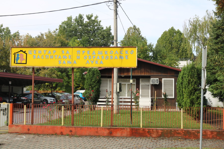RODITELJI OGORČENI Česte promjene vaspitača u vrtiću “Naša djeca”. ZANEMARUJU se prava djece!
