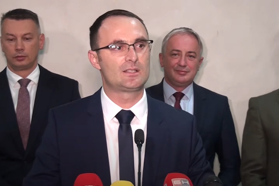 GORAN PREDOJEVIĆ: Isti oni koji su sputali mene SPUTAĆE i Jelenu Trivić