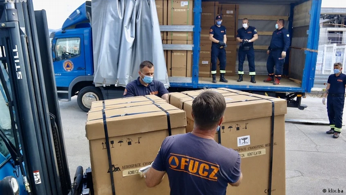 AFERA "RESPIRATORI" U informaciji za Vladu dodata rečenica o kupovini 100 respiratora