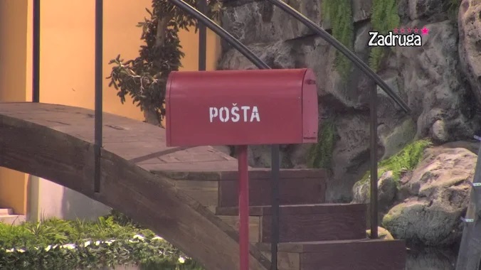 IZNENAĐENJE! Veliki šef poslao pismo Zadrugarima, oni POSKAKALI OD SREĆE kada su čuli o čemu se radi! (VIDEO)