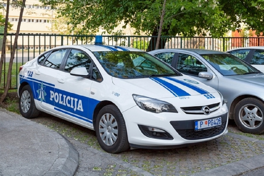 SLUŽBENO VOZILO MUP-A učestvovalo u udesu