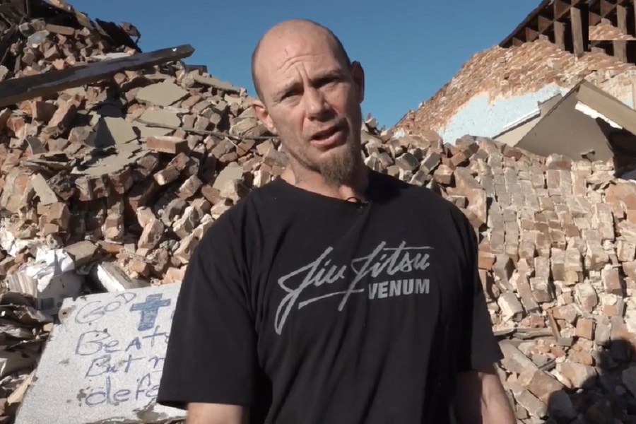 MMA BORAC SPASIO nekoliko ljudi od sigurne smrti! (VIDEO)