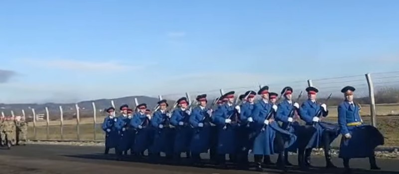 PRIPREME ZA SVEČANI DEFILE ZA DAN REPUBLIKE SRPSKE! Programom predviđena dodjela odlikovanja zaslužnim institucijama (VIDEO)