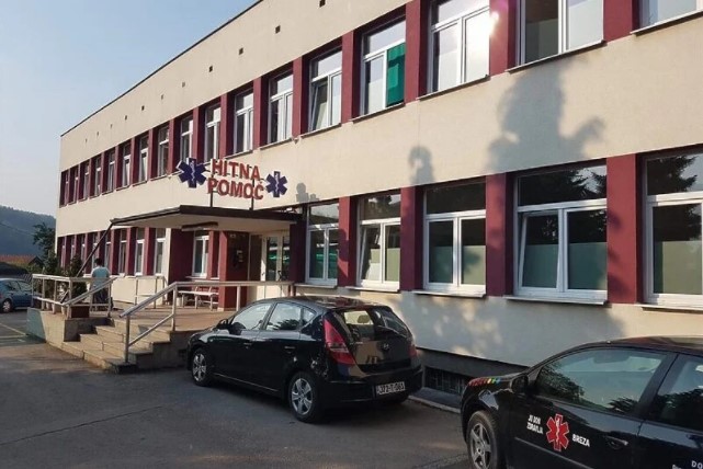 AFERA KISEONIK PONOVO POTRESA BIH! Smijenjen direktor doma zdravlja, kiseonik nabavljao od NEREGISTROVANE firme!
