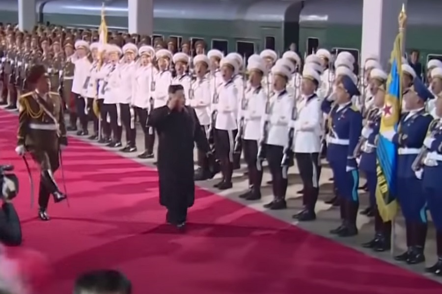 KIM DŽONG UN na sastanku komiteta poslao važnu poruku cijeloj državi!