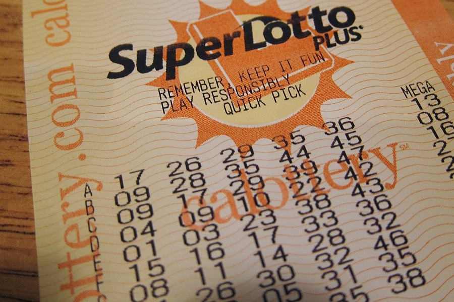 ČISTAČICE OSVOJILE DŽEKPOT OD 1,2 MILIONA DOLARA Jedva skuckale novac da uplate tiket