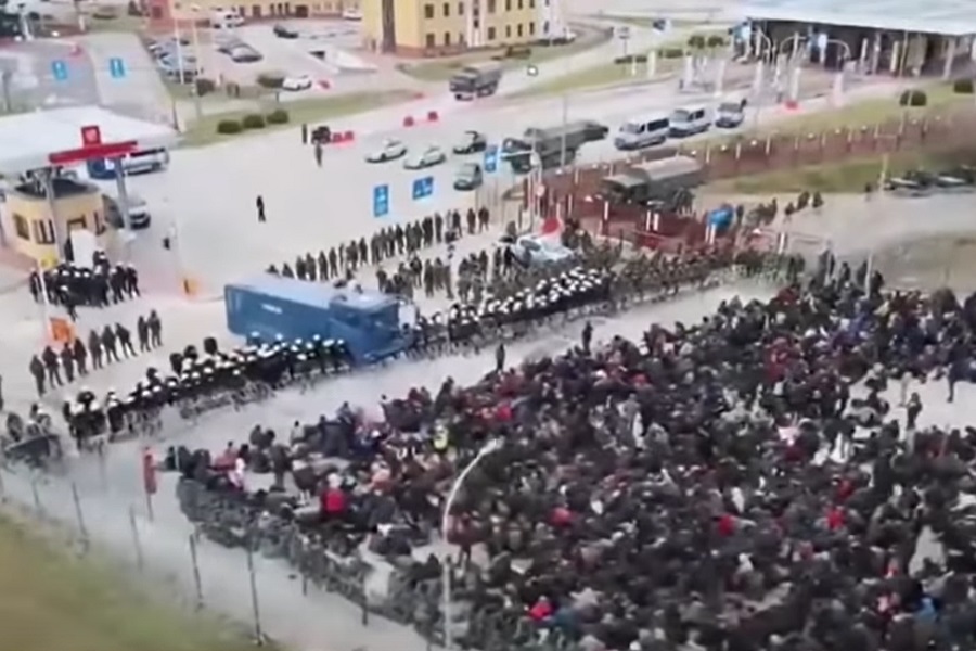 POLJSKA DRASTIČNIM MJERAMA protiv informisanja!