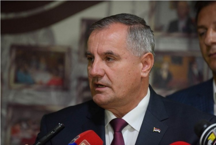 RADOVAN VIŠKOVIĆ PORUČIO: Uskoro prijedlog povećanja plata i penzija