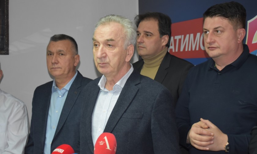 SDS NEĆE ZA STO SA DNS: Sastanak im preuranjen, treba im VREMENA za pripremu!