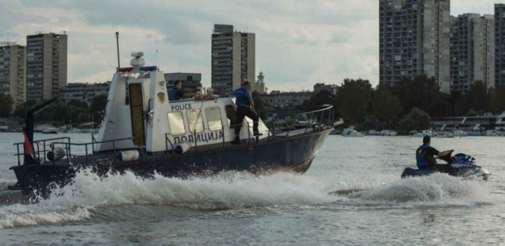 UHAPŠENA DVA LICA ZBOG krijumčarenja migranata!