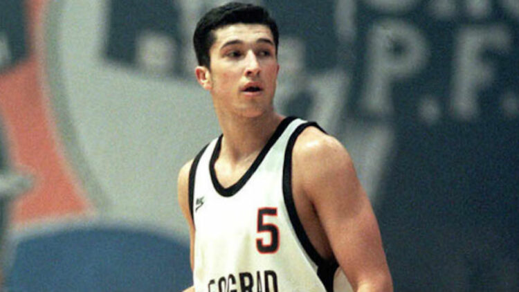 (FOTO) "Prerano si otišao, uspomene čuvamo" Oglasio se Partizan povodom 23. godišnjice smrti legendarnog Harisa Brkića