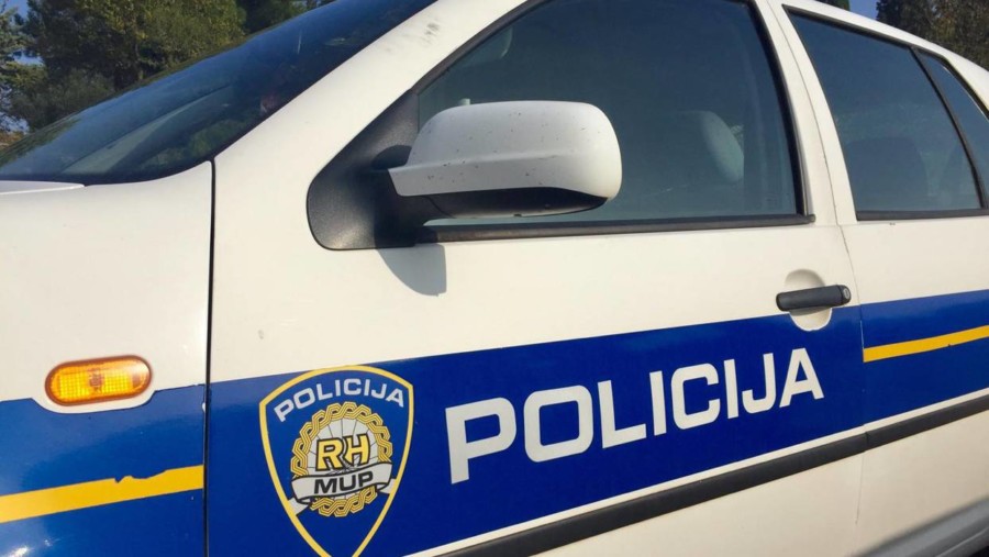 HOROR U UMAGU Turista navodno ubio ženu kod koje je odsjeo, policija ga uhapsila (FOTO)