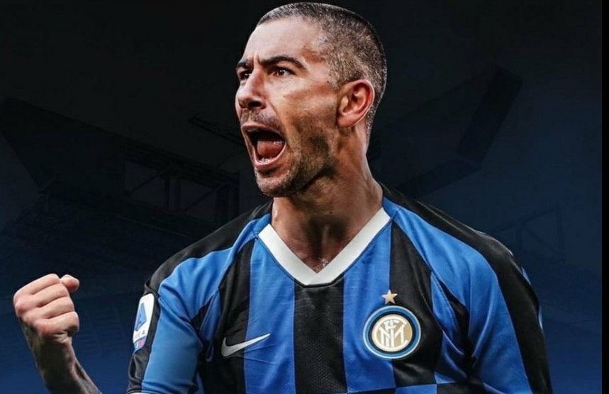 ALEKSANDAR KOLAROV DOBIJA OTKAZ U INTERU! Dolazi u ZVEZDU?