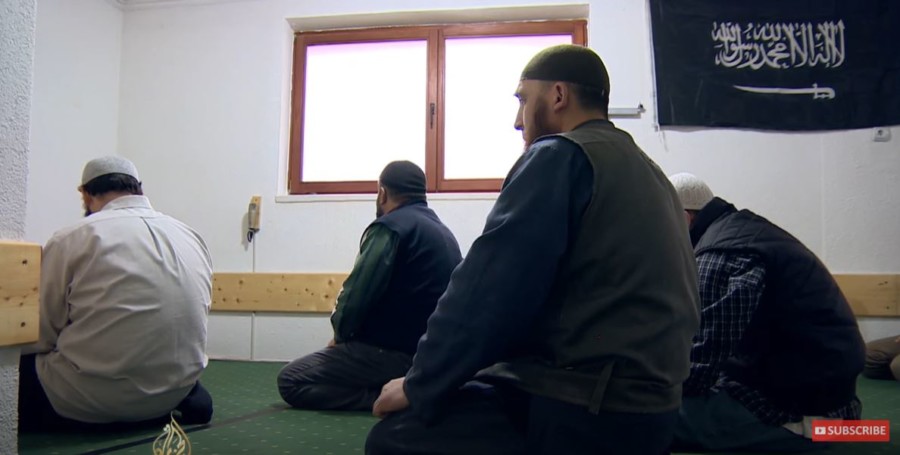 IMA LI RAZLOGA ZA ZABRINUTOST? Ekstremne grupe locirane u četiri krajiška grada