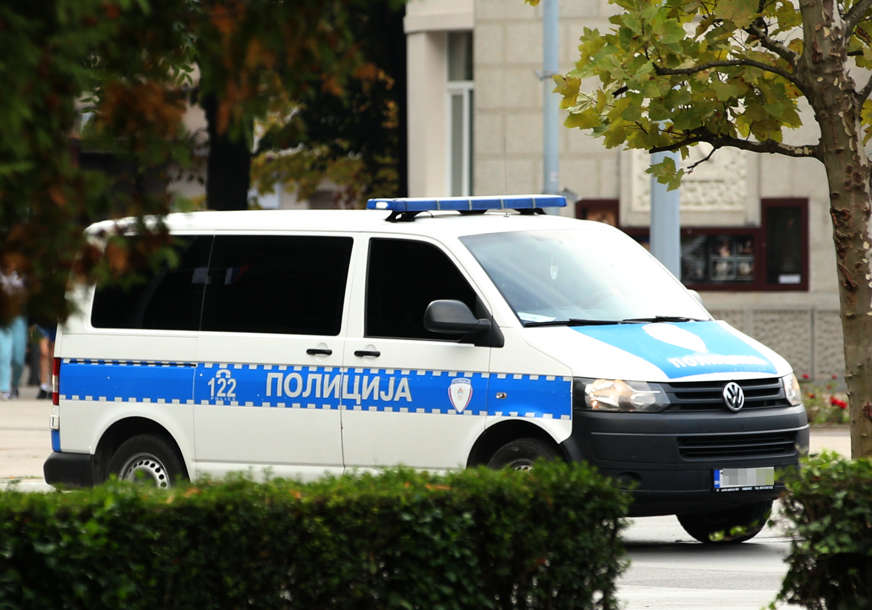 ZAVRŠENO SASLUŠANJE Predložen pritvor osumnjičenom za pokušaj ubistva Dele