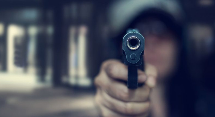 BRUTALNO ODREAGOVAO NA OTKAZ! Izrešetao radne kolege ali tu nije završio krvavi pohod