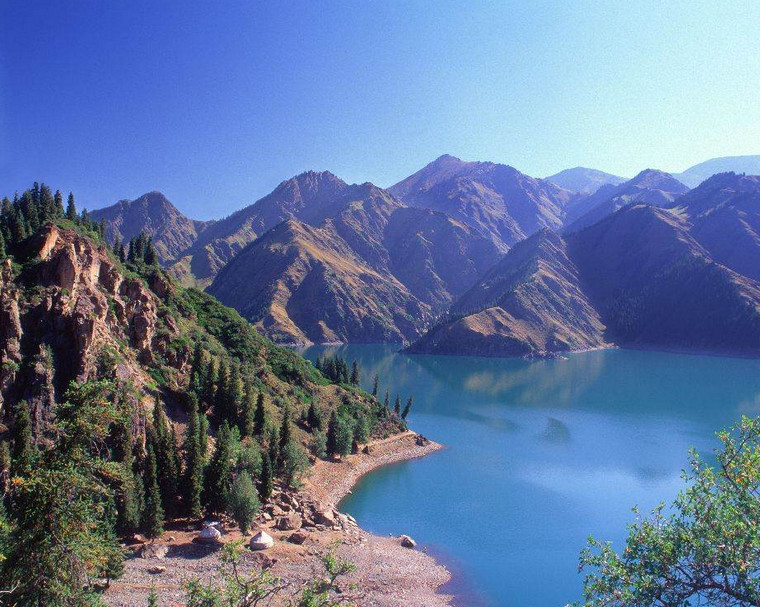RAJSKO JEZERO na granici Kine i Sjeverne Koreje (FOTO)