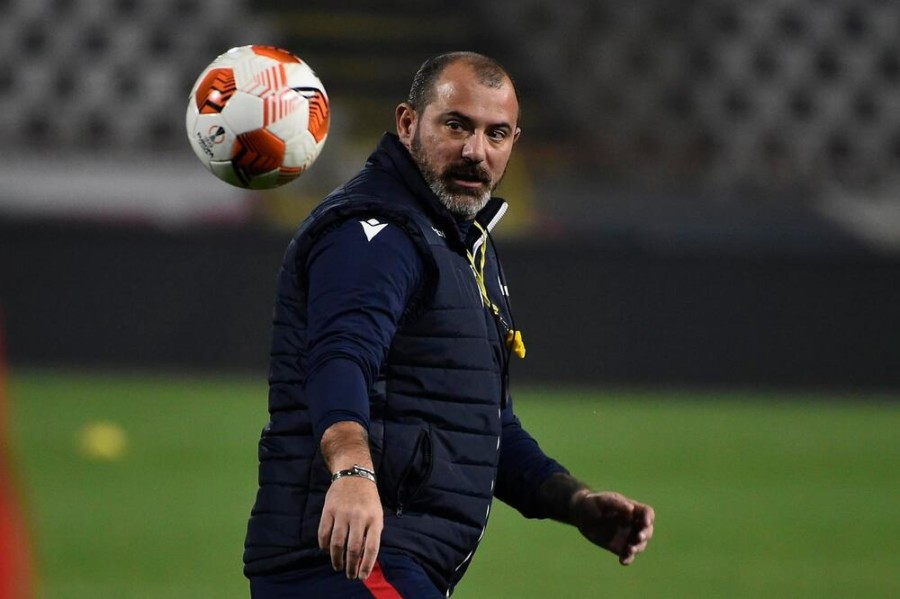 STANKOVIĆ U CENTRU PAŽNJE U ITALIJI: Još jedan klub ga želi na klupi!