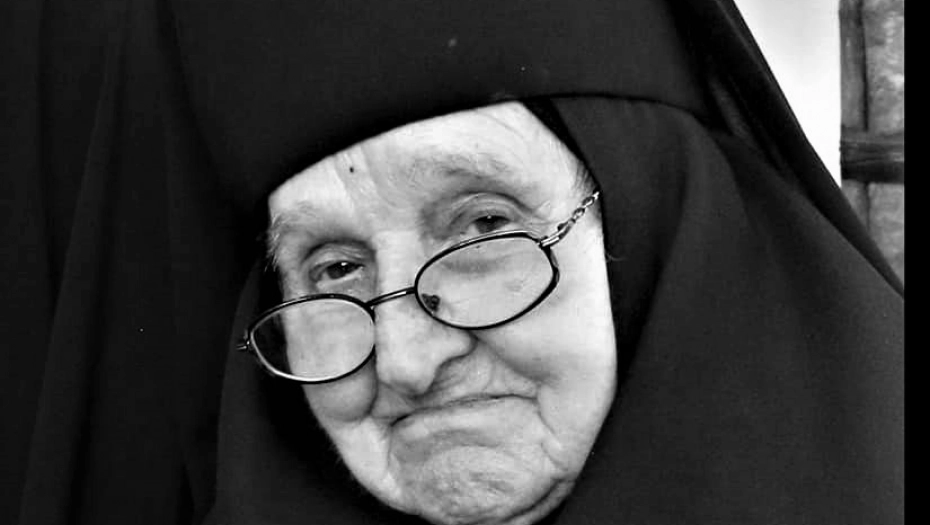 PREMINULA NAJSTARIJA MONAHINJA U MANASTIRU TUMANE: Vjernici u suzama nakon smrti mati Darije