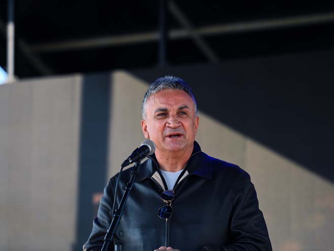 SRĐAN ĐOKOVIĆ PORUČIO: Cijela situacija oko Novaka je zatvorena PRESUDOM australijskog suda