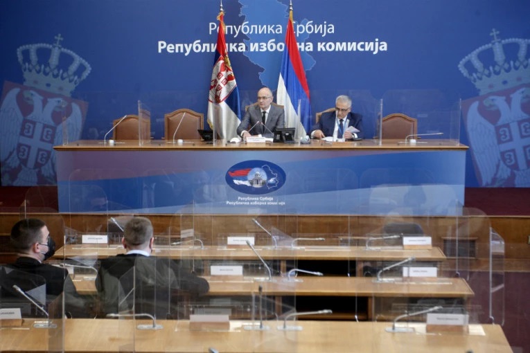 REFERENDUM U SRBIJI: Stigli najnoviji podaci o rezultatima!