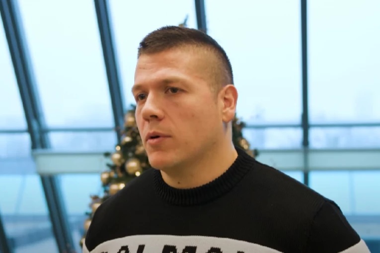 STAJEM NA LUDI KAMEN! Sloba Radanović EKSKLUZIVNO otkrio kada se ŽENI Jelenom