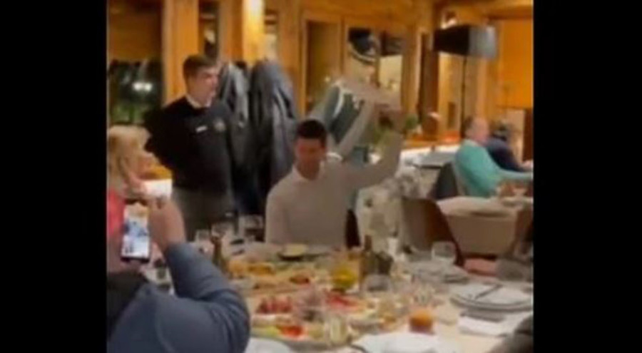 ORIO SE "VIDOVDAN" Pjesma "pogodila" srpskog tenisera (VIDEO)