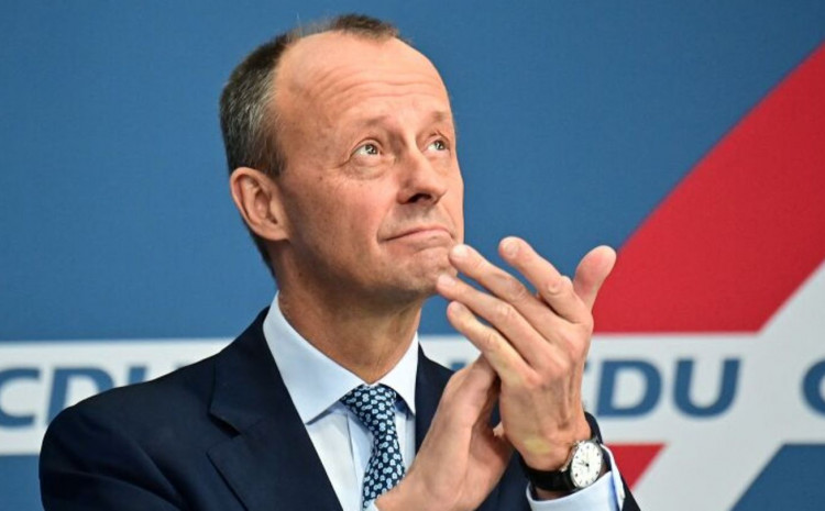 DOBIO GLASOVE VEĆINE Merc je novi predsjednik CDU bivše kancelarke Merkel