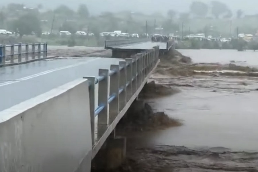 TROPSKA OLUJA "Ana" odnosi živote! Poznat TRENUTNI BROJ nastradalih u stravičnom scenariju! (VIDEO)