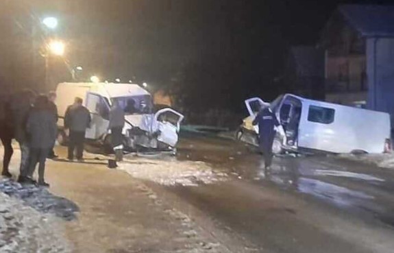 U TEŠKOJ SAOBRAĆAJNOJ NESREĆI u Bratuncu poginula jedna osoba