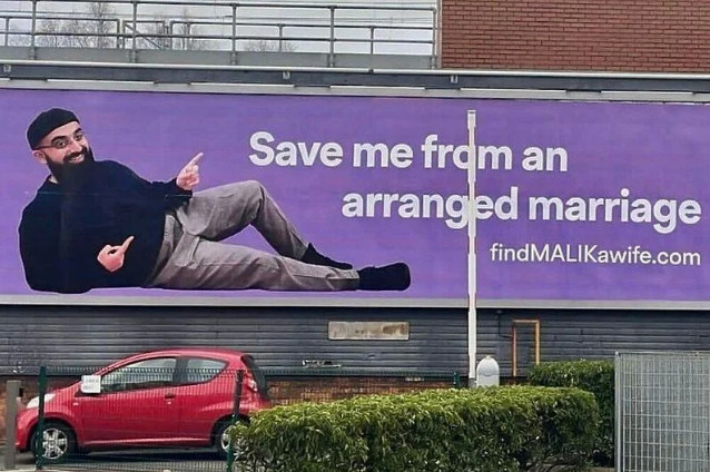 BRITANAC NASMIJAO SVIJET Morao sam platiti BILBORD da bih se istakao!