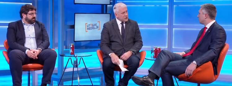 HAOS U STUDIJU! Boško Obradović "slomio" Tadića: "KLEČALI STE U SREBRENICI, PRIZNALI NEPOSTOJEĆI GENOCID - ZATO VAS JE NAROD I SMIJENIO!" (VIDEO)