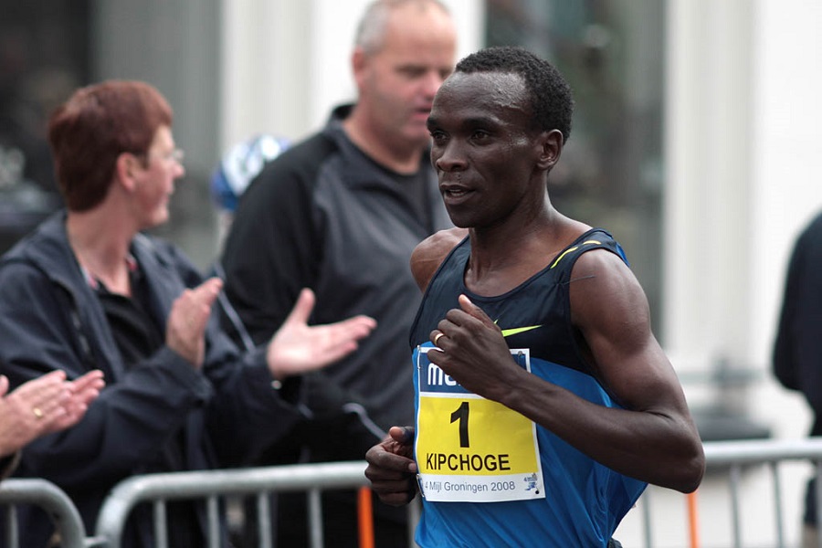 Legenda maratona KIPČOGE poručio zemljaku: "Za tebe je SAMO NEBO GRANICA!"