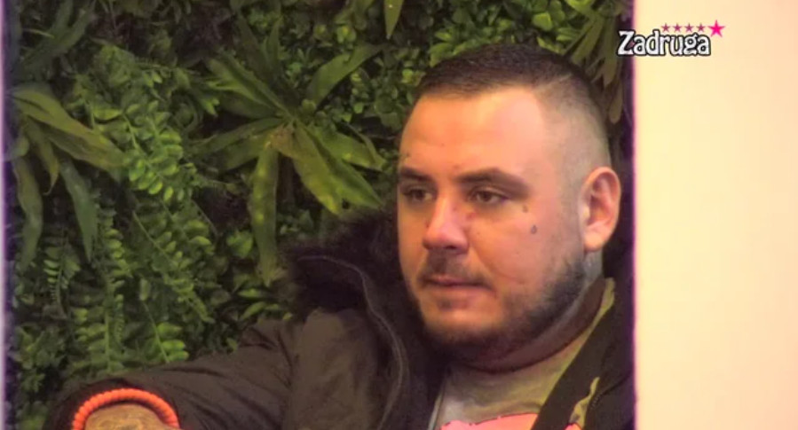 "NISAM ZADOVOLJAN SAM SA SOBOM"! Filip Car se nakratko slomio, a onda brutalno osudio Dalilu: Imala je 4 momka iz 4 različite država i nijedna porodica je nije voljela