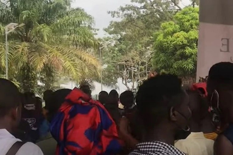 STAMPEDO U LIBERIJI NA VJERSKOM SKUPU: Poginulo 29 osoba, među mrtvima i DJECA!