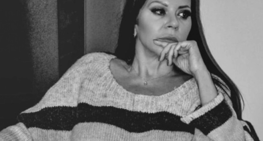 DA SRCE PREPUKNE! Djeca Ksenije Vučić EMOTIVNIM RIJEČIMA se oprostila od majke: "Draga mama, vole te i UVIJEK će te voljeti tvoji DANILO i MILICA..." (FOTO)
