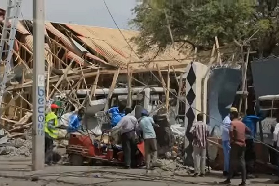 AUTO-BOMBA odnio nekoliko života! Opet su ulice grada okupane krvlju! Islamistička grupa preuzela ODGOVORNOST!