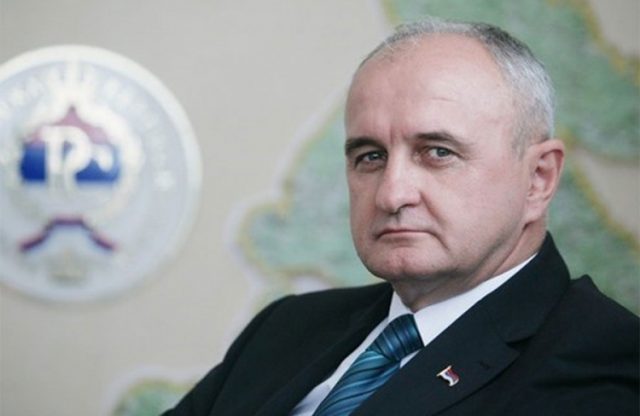 PRIJATELJSKE VEZE Petar Đokić PUNI DŽEPOVE Viškovićevih prijatelja