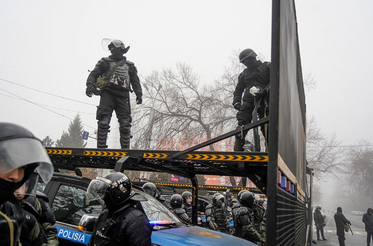 ESKALIRALI PROTESTI ZBOG CIJENE GORIVA U Kazahstanu LIKVIDIRANO desetine demonstranata!