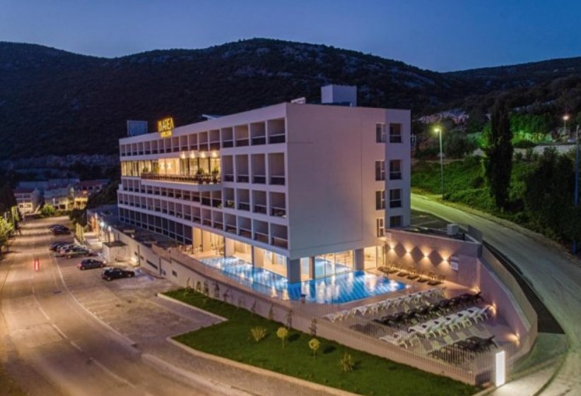 ZA NJIH SAMO NAJBOLJE! SASTANAK POLITIČARA U NEUMU: Zakupljen cijeli hotel Marea, učesnicima na RASPOLAGANJU SPA, saune, bazen