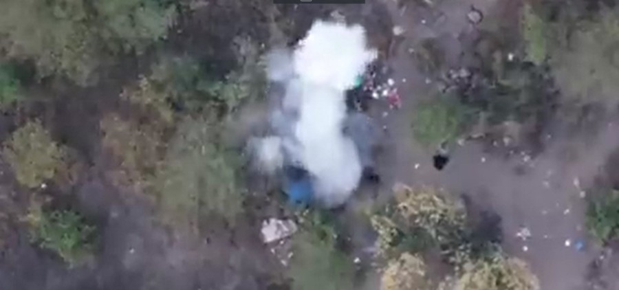 UZNEMIRUJUĆI PRIZORI Meksički kartel POMOĆU DRONOVA bombarduje protivnike