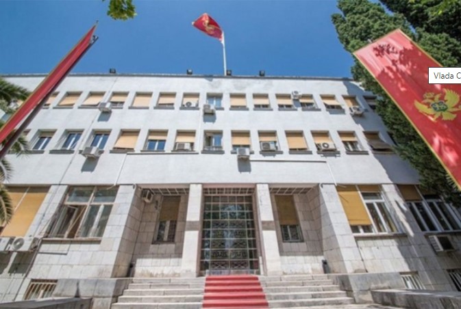 PODRŠKA DPS-A KAMEN SPOTICANJA! Danas odluka o novoj Vladi Crne Gore