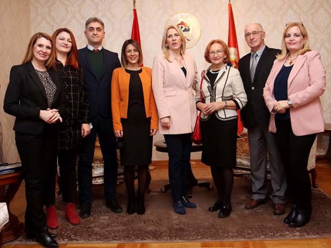 ŽELJKA CVIJANOVIĆ PORUČILA: Radio Republike Srpske jedan od MEDIJSKIH STUBOVA Srpske