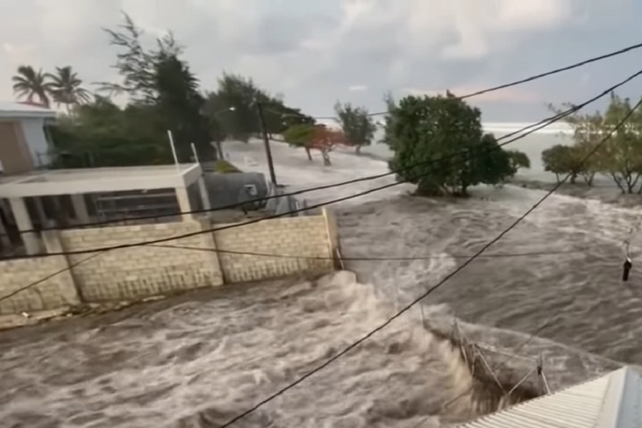 NEVJEROVATNO! UDARNI TALAS TONGE stigao do obala Hrvatske! (VIDEO)