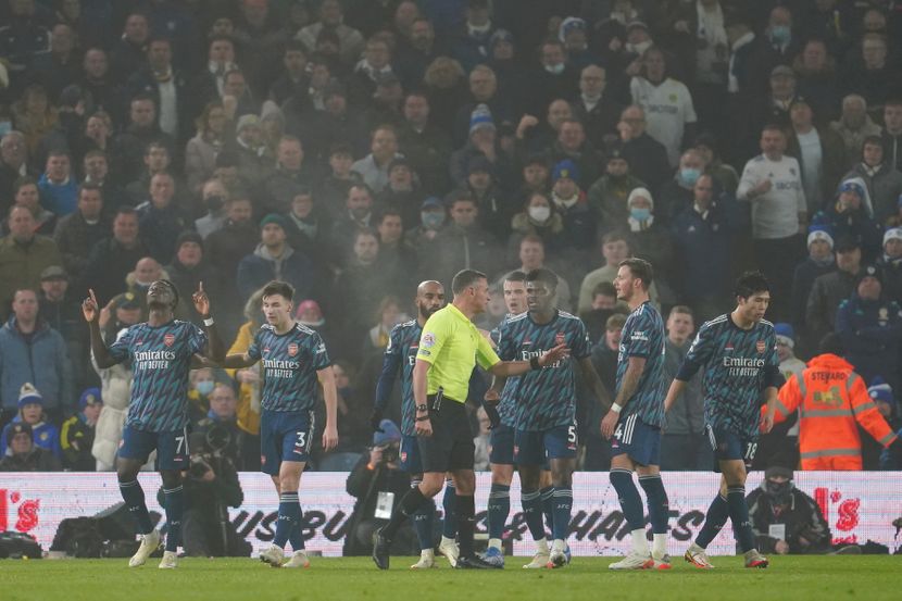 FUDBALER ARSENAL POD ISTRAGOM zbog žutog kartona, odale ga kladionice