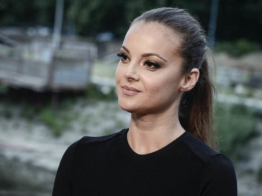 POKAZALA KAKO IZGLEDA ŽIVOT ŽENE: Slavica Ćukteraš postala tiktokerka, pratioci ODUŠEVLJENI HUMOROM (VIDEO)