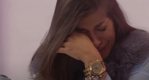 DALILA IMALA NERVNI SLOM, lomila sve po kući, hitno joj ukazana ljekarska pomoć (VIDEO)