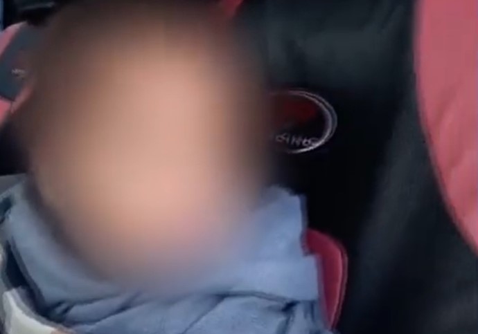 DJEČAK LUTAO SAM ULICOM, na sebi imao samo PELENE I ČARAPE: Napolju je bilo oko NULE (VIDEO)