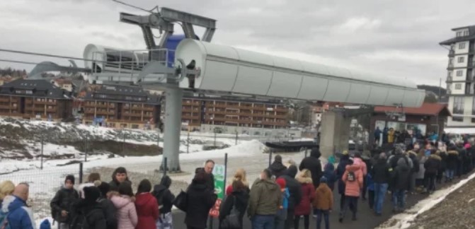 GONDOLA ZA PRAZNIKE PREVEZLA na hiljade putnika i oborila rekord u posjećenosti !